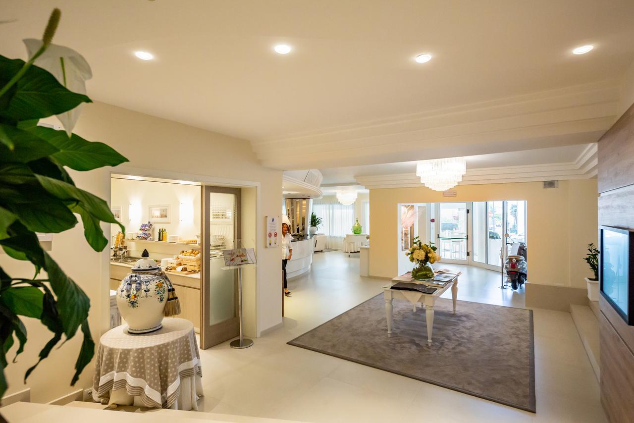 Hotel International 4*