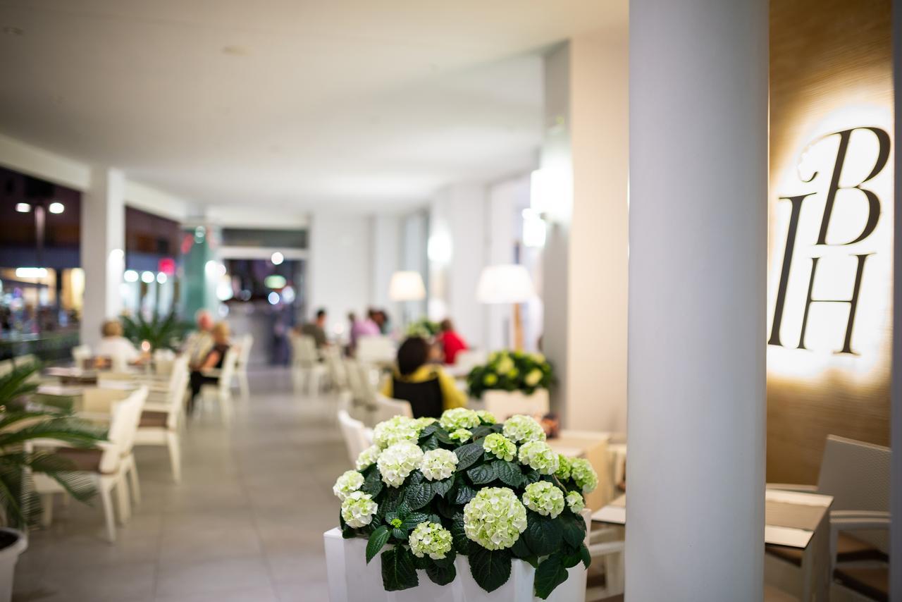 Hotel International 4*